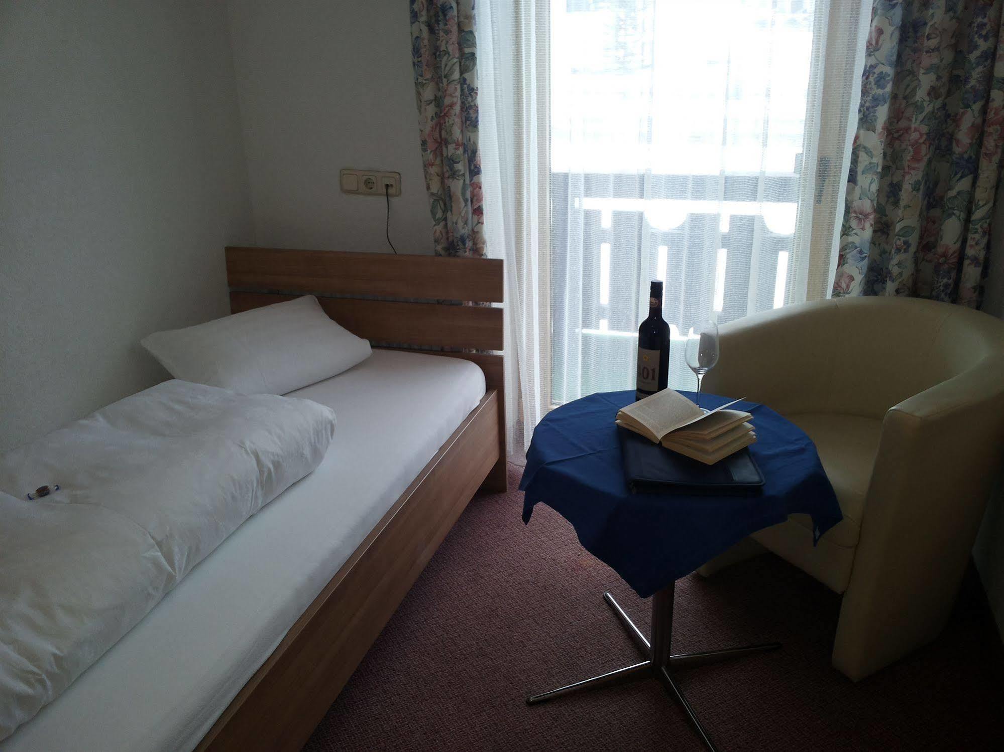 Gasthof Haus Lusspark 3*